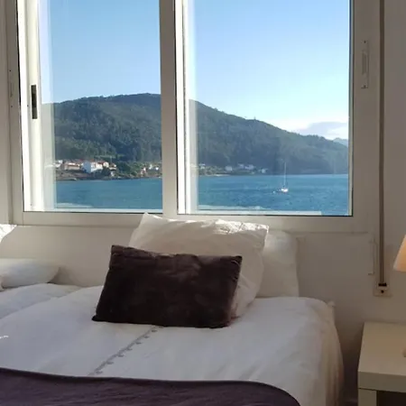Inviting Double-Bed Apartment In Muros Appartement Muros