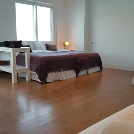 Inviting Double-Bed Apartment In Muros Appartement *
