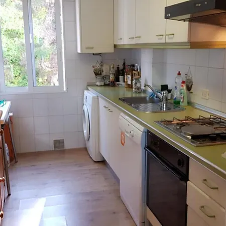 Inviting Double-Bed Apartment In Muros Muros