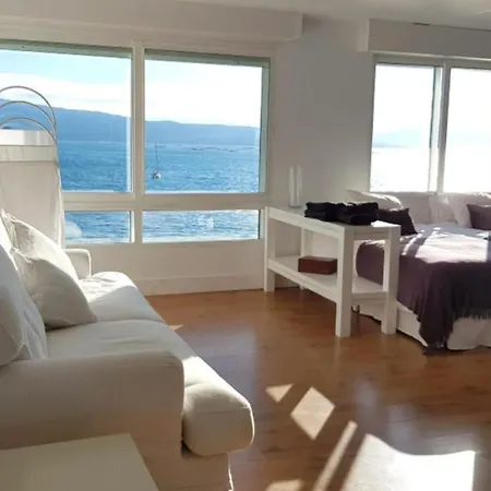 Inviting Double-Bed Apartment In Muros Appartement *